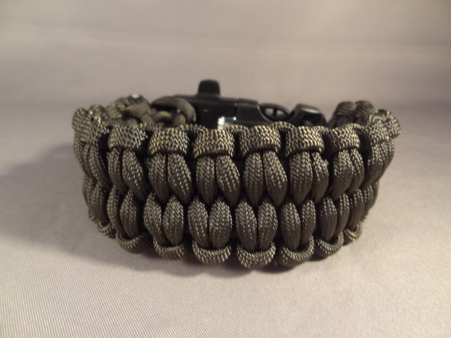 Survival Paracord Bracelet, 550cord Bracelet, Tactical Gear for Men, Gift  for Nature Lover, Camper Accessories for Travel Trailers, Compasss - Etsy  Finland