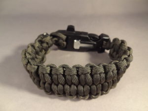 Quick Deploy Paracord Survival Bracelet