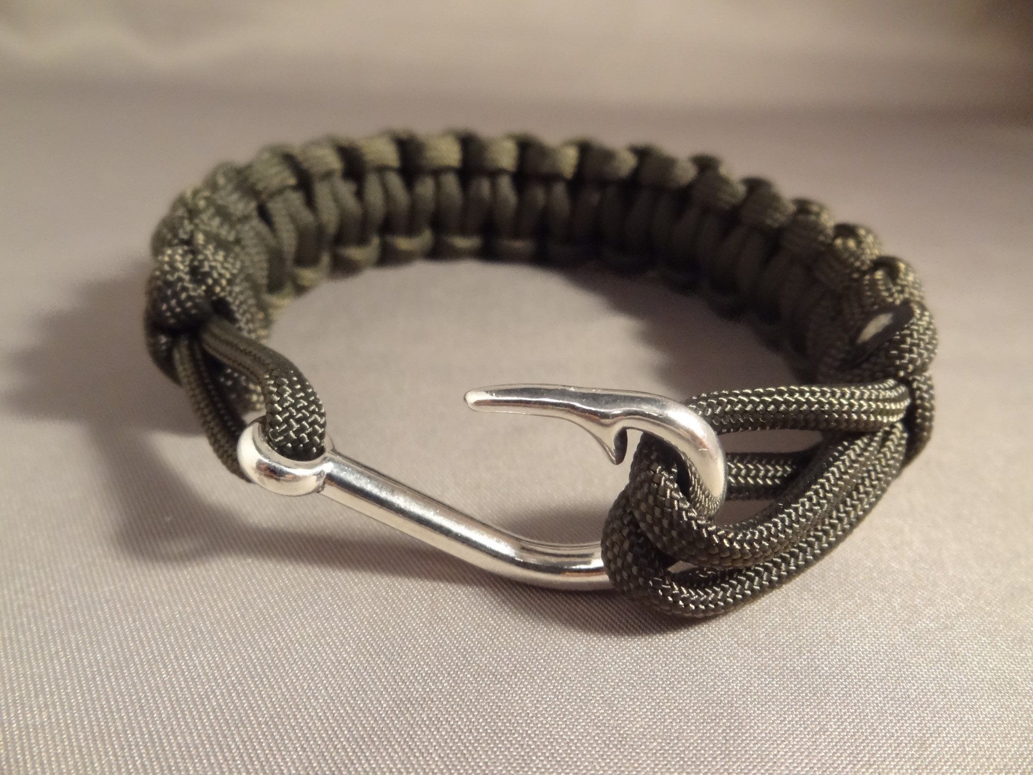 ParaCare 'Skinny' Survival Bracelet or Anklet with Silver Aluminum Hook  Clasp