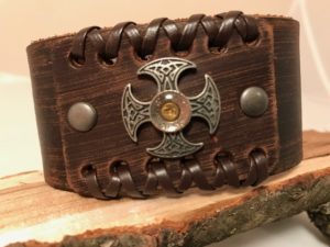 Round celtic cross bracelet with case head 1